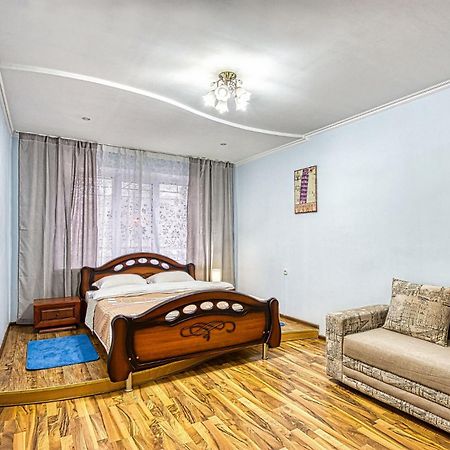 Apartment Near The President'S Park. Orbita-2 Almaty Ngoại thất bức ảnh